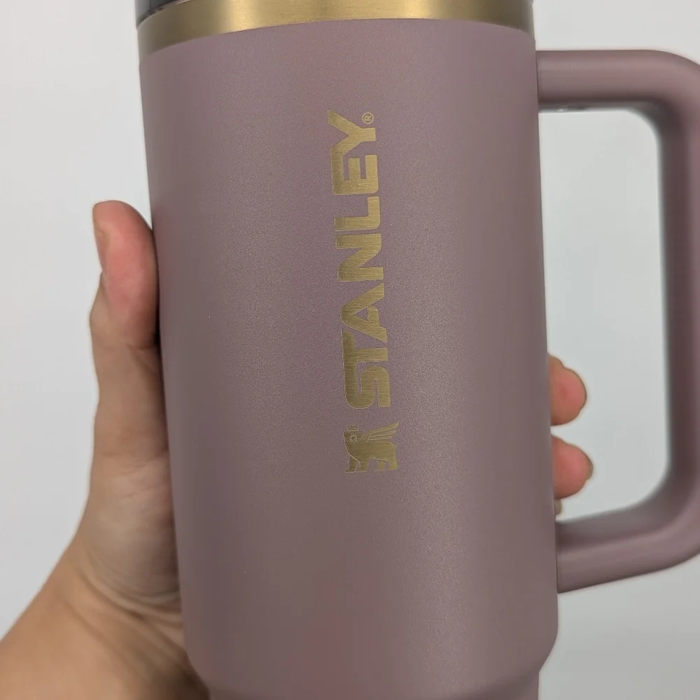 New STANLEY Quencher H2.0 Protour Tumbler cup 40 OZ Cashmere 🍂🍁 Fall 2025 - Picture 9 of 9